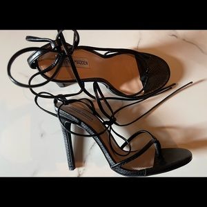 Steve Madden Strap around the ankle heels